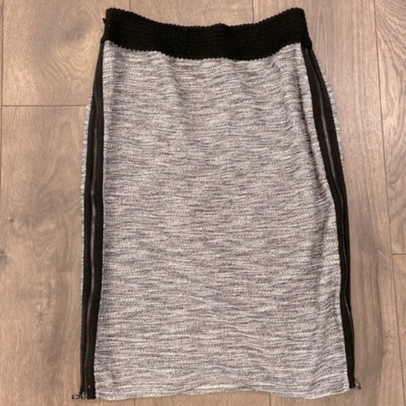 Anthropologie Skirt - Picture 2 of 11